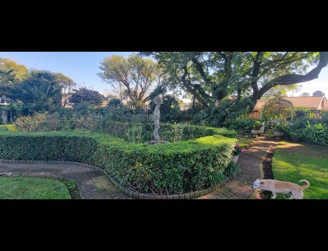 6 BEDROOM HOUSE FOR SALE IN ELDORAIGNE
